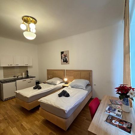 Default 1170 Hotel Viena Exterior foto